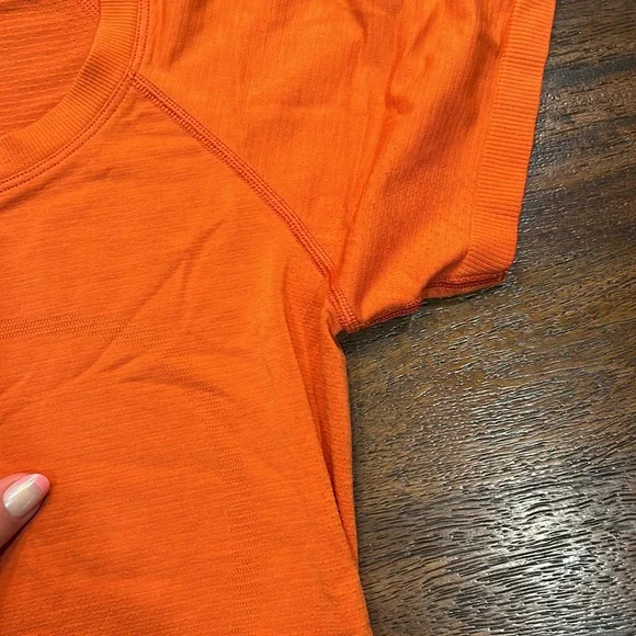 🍑🧡RARE! Orange Swiftly Tech Tee! Size 2! - full length, regular fit!🧡🍑 - Picture 4 of 8